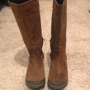 Sorel boots!!